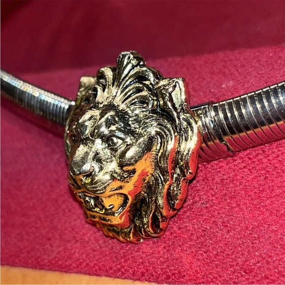 Lion head GOLDEN STRETCHY BELT ACCESSOCRAFT NYC Gold Tone Metal Twist Front, VTG - Picture 3 of 12